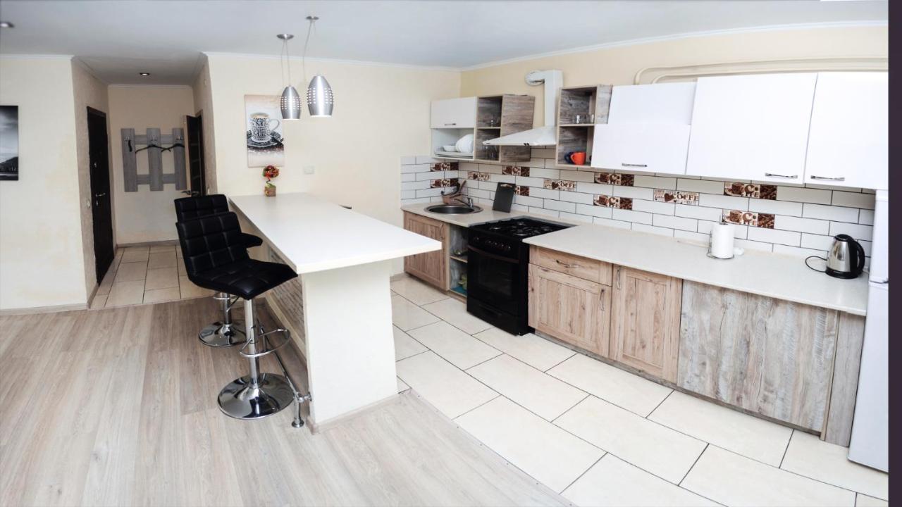 Квартири подобово Івано-Франківська Nice apartments for booking Экстерьер фото